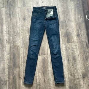 Abercrombie size 26L High Rise Super Skinny Jeans